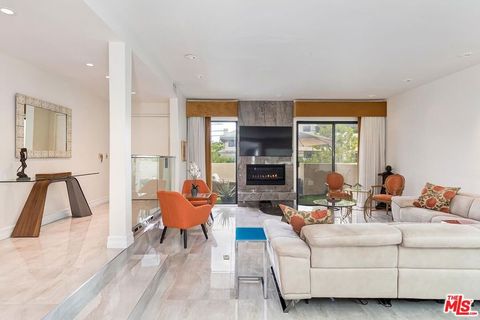 2172 Century Los Angeles CA 90067