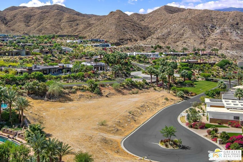 1 Sierra Vista Drive