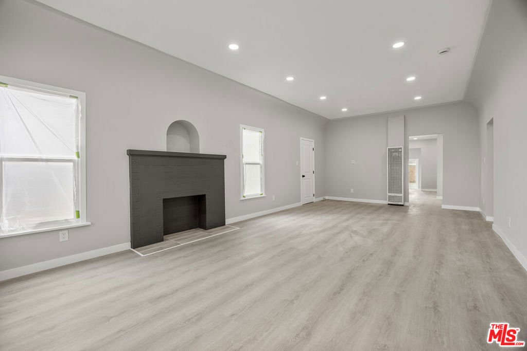 403 E 91st Street