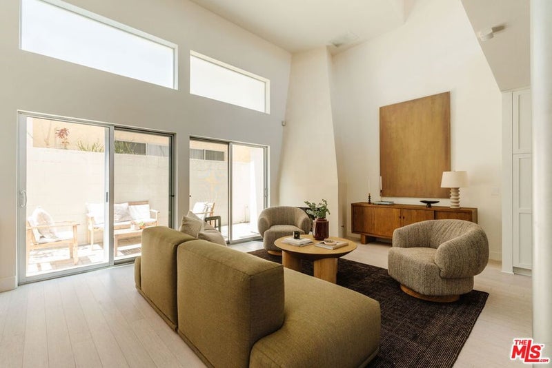 1254 24th Street 2