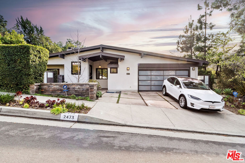 2473 La Condesa Drive