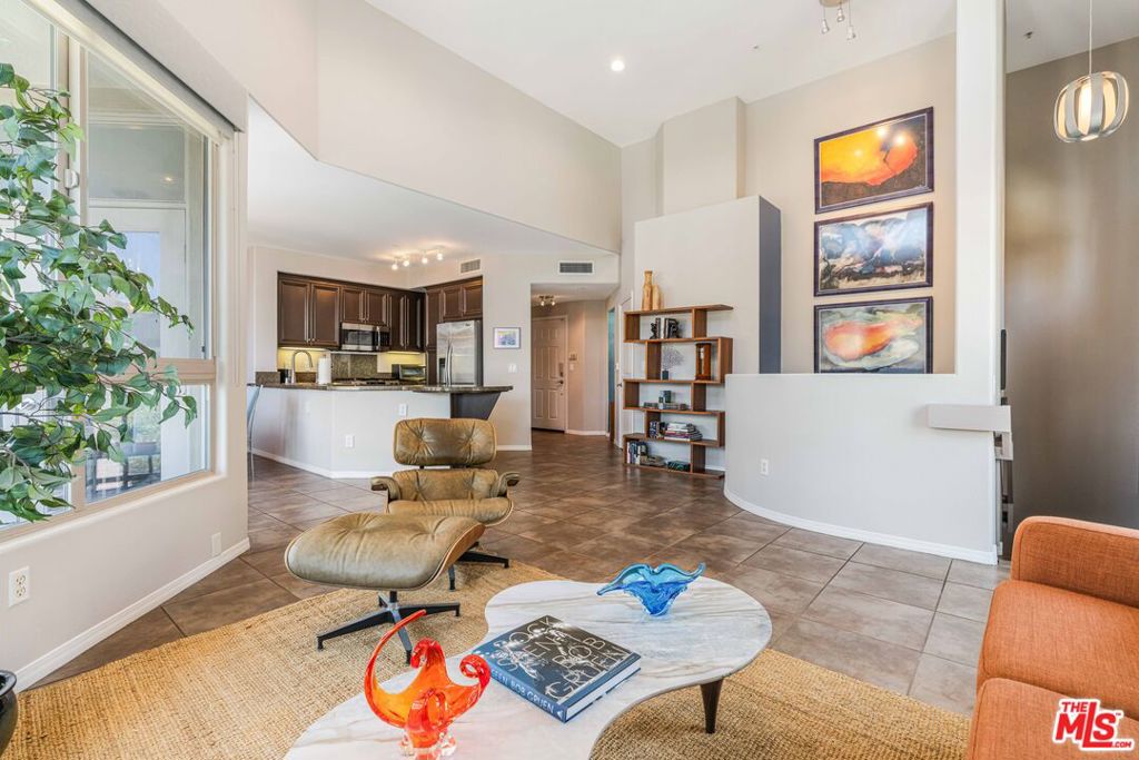 13044 Pacific Promenade 414
