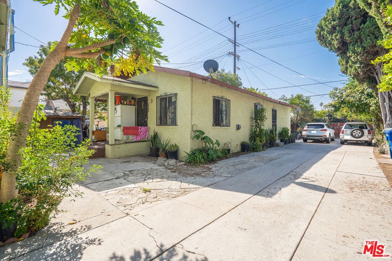 606 W 78th Street