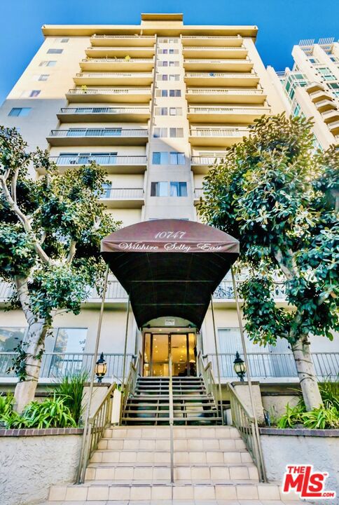 10747 Wilshire Boulevard 1208
