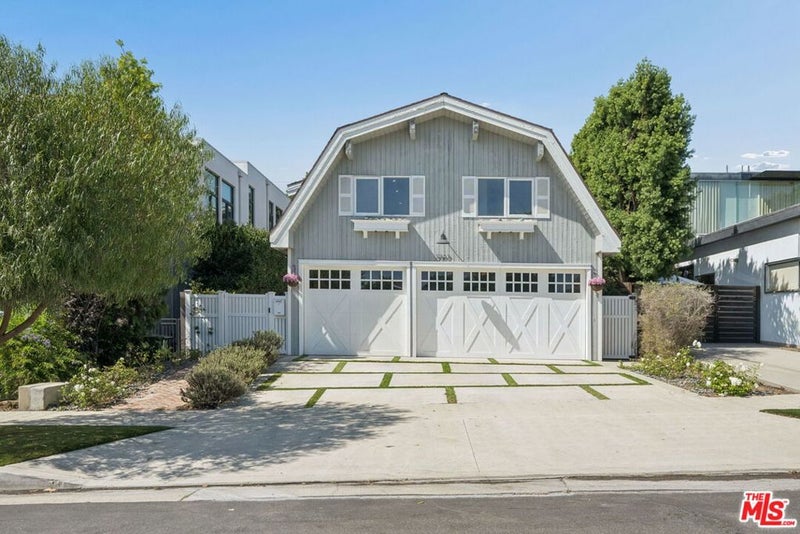 7727 W 82nd Street