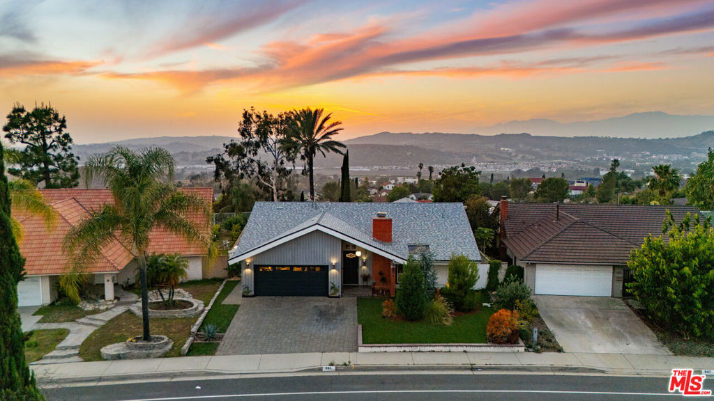 941 N Del Sol Lane
