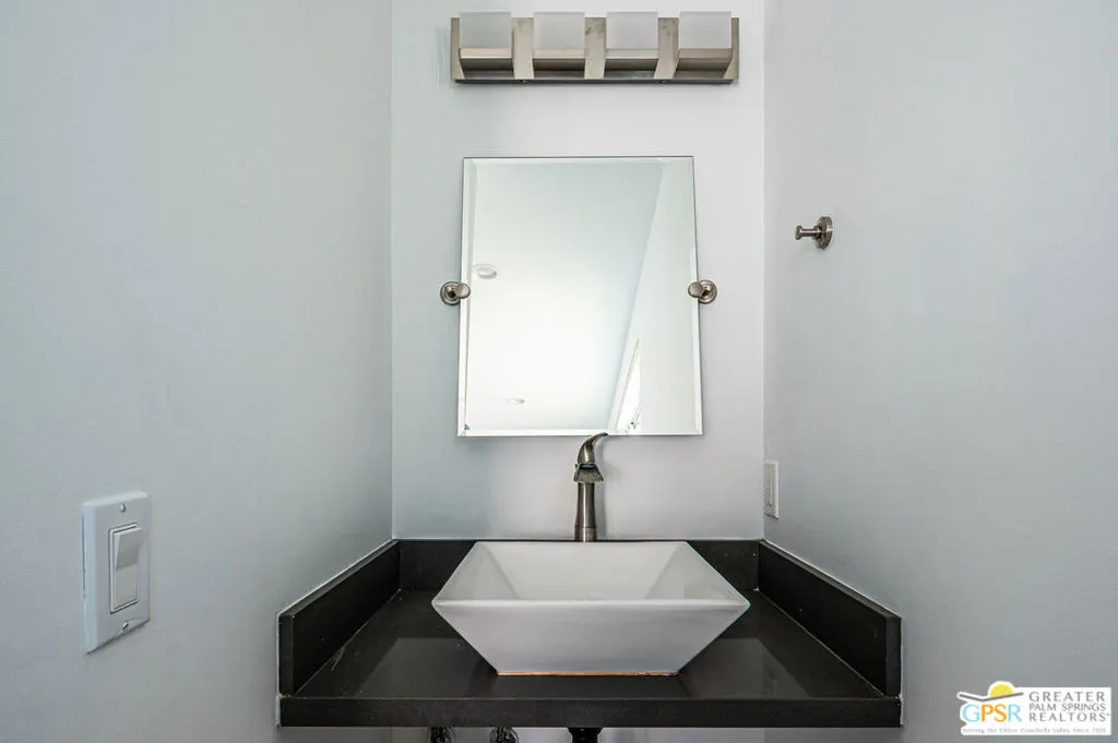 Palm Springs, California 92264, United States, 4 Bedrooms Bedrooms, ,4 BathroomsBathrooms,Residential,Active,144352