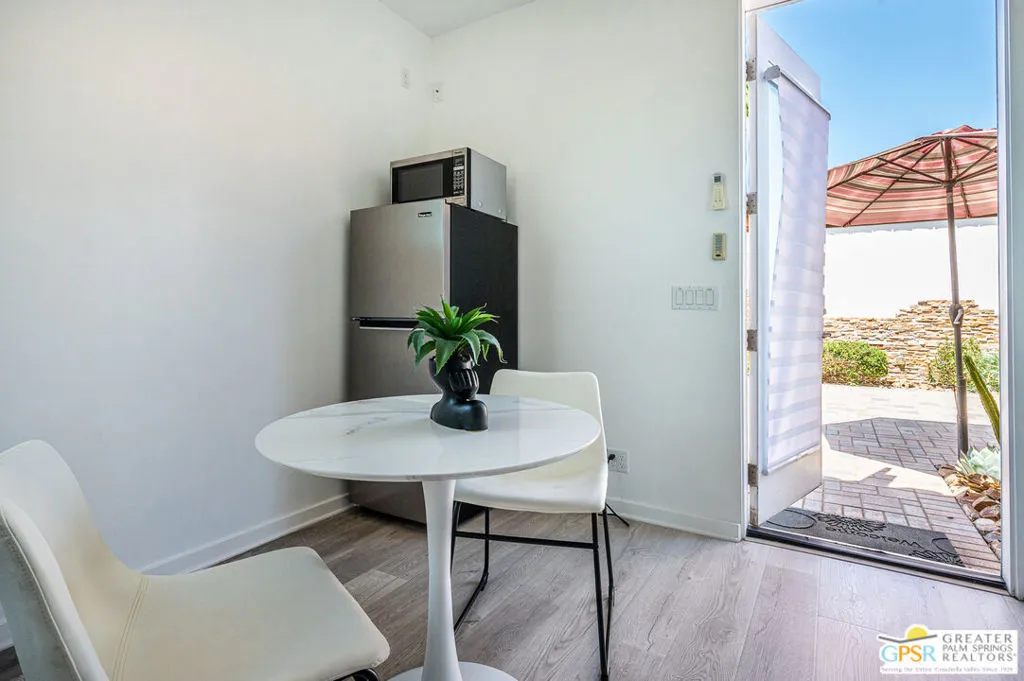 Palm Springs, California 92264, United States, 4 Bedrooms Bedrooms, ,4 BathroomsBathrooms,Residential,Active,144352