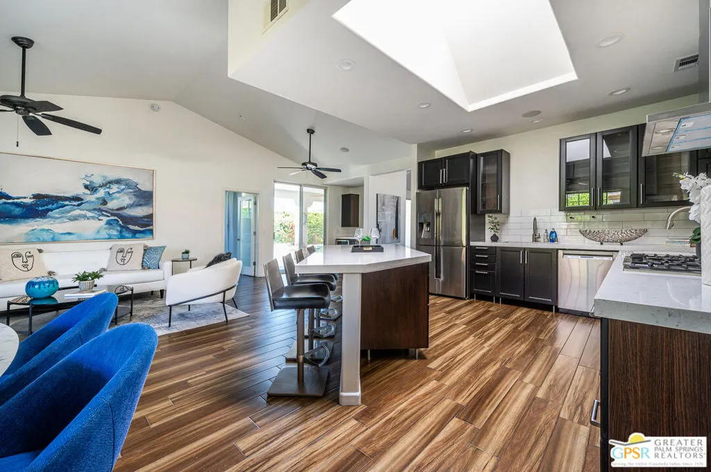 Palm Springs, California 92264, United States, 4 Bedrooms Bedrooms, ,4 BathroomsBathrooms,Residential,Active,144352