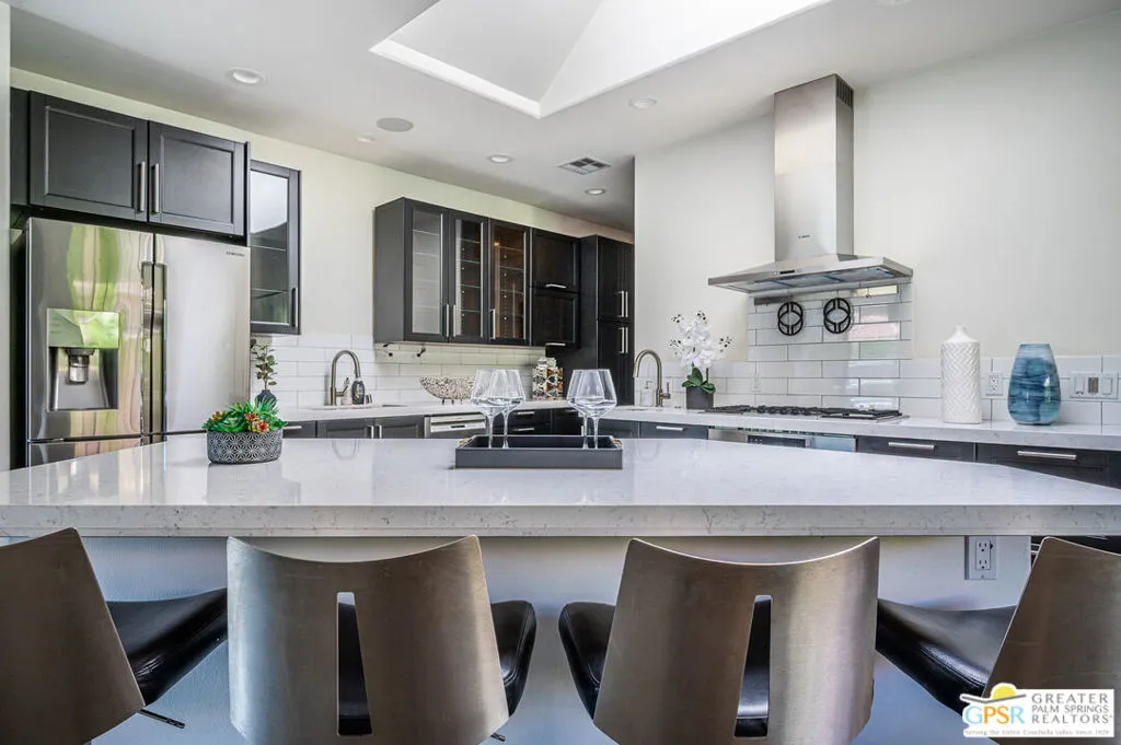 Palm Springs, California 92264, United States, 4 Bedrooms Bedrooms, ,4 BathroomsBathrooms,Residential,Active,144352