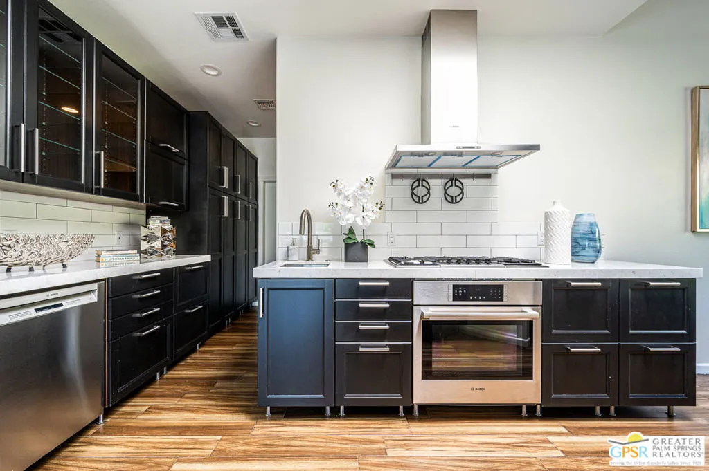 Palm Springs, California 92264, United States, 4 Bedrooms Bedrooms, ,4 BathroomsBathrooms,Residential,Active,144352