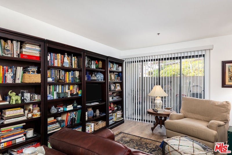 501 Palisades Drive 106