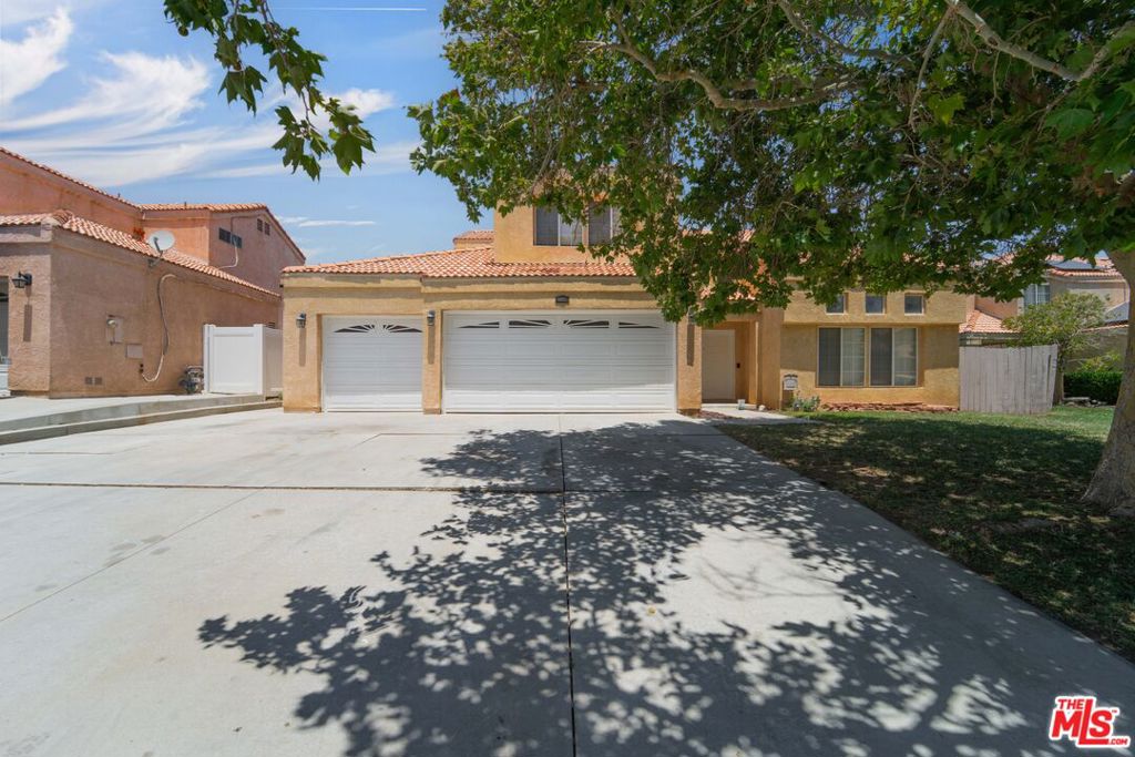 4045 Lexington Court