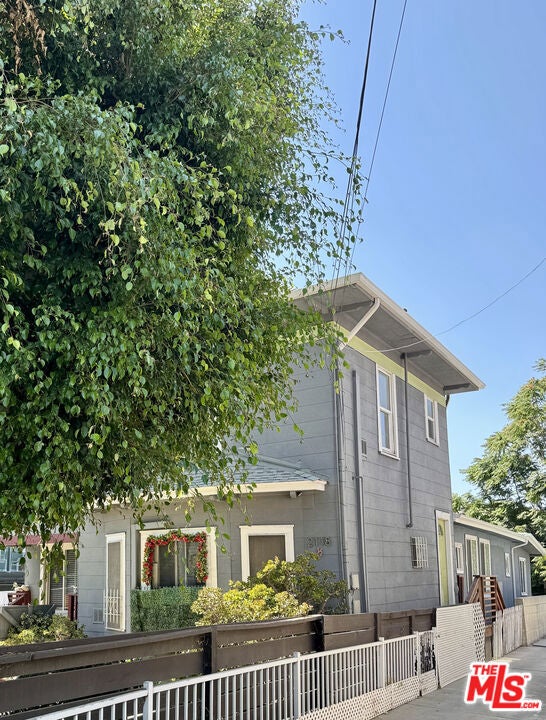 2116 Kent Street