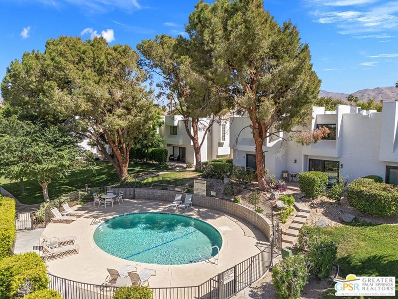 48734 Desert Flower Drive