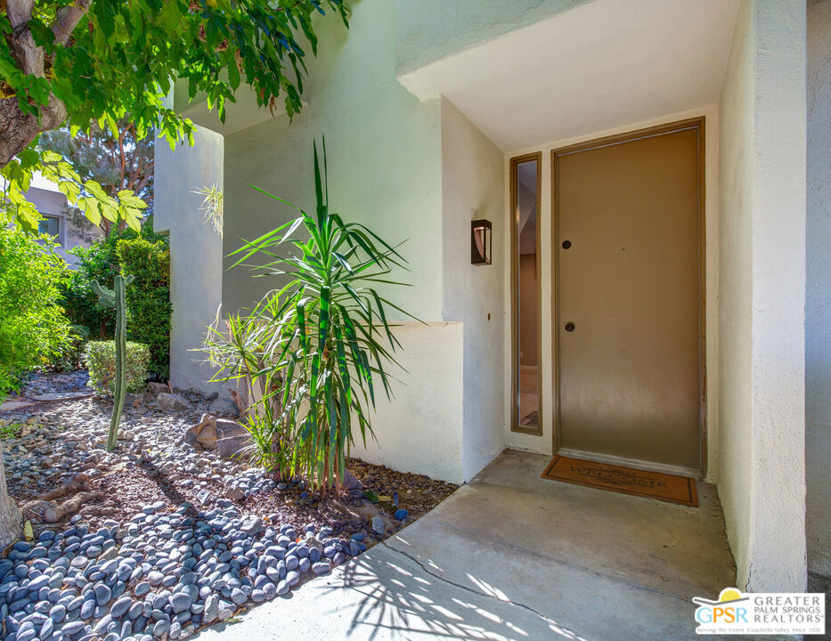 48734 Desert Flower Drive