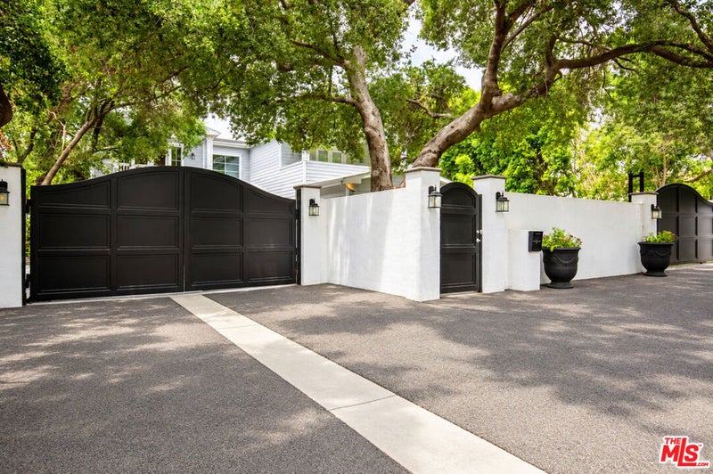 17524 Jayden Lane