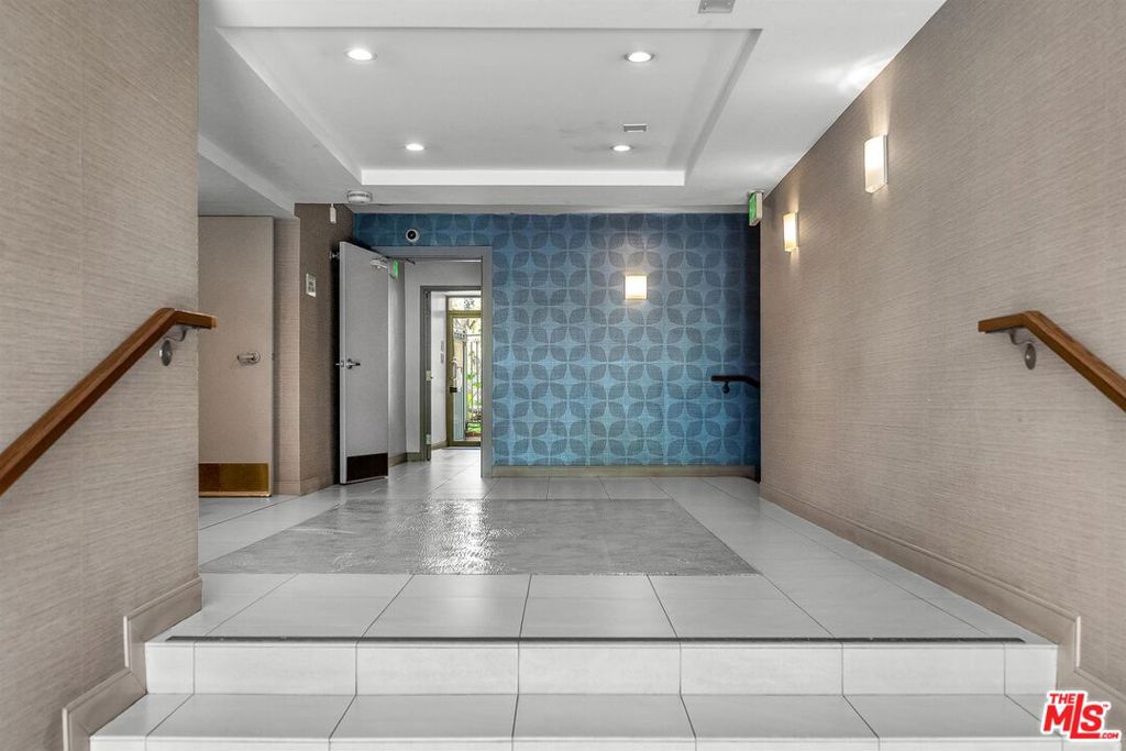 Properties 3 11965 Gorham Avenue 503