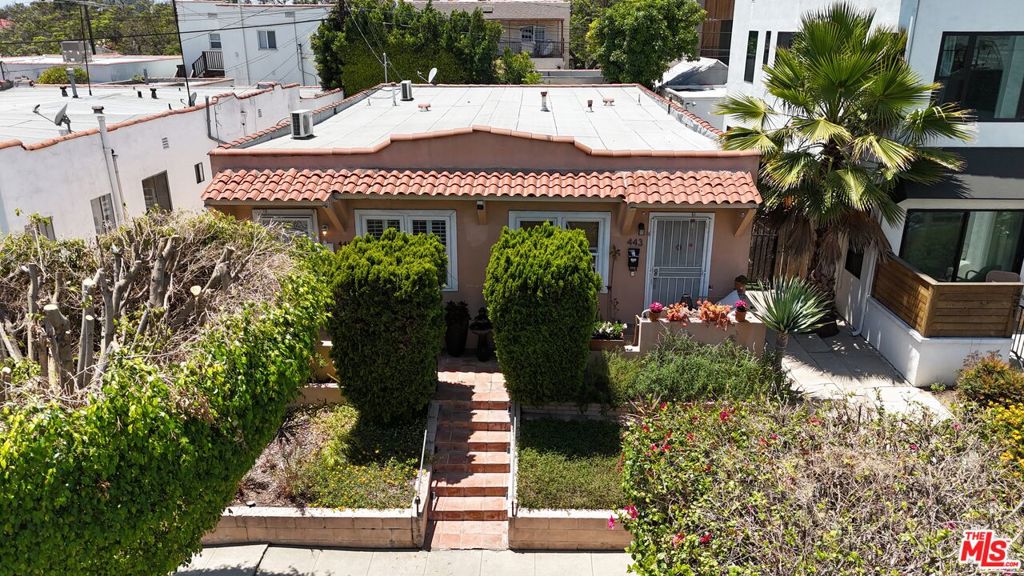 441 N Norton Avenue