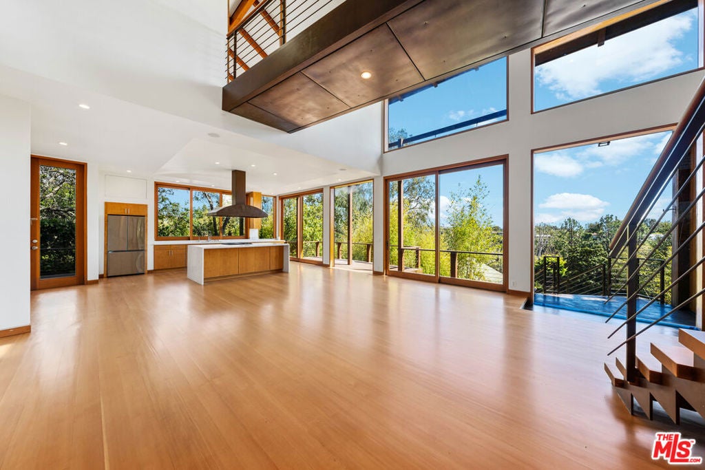 785 Napoli Drive