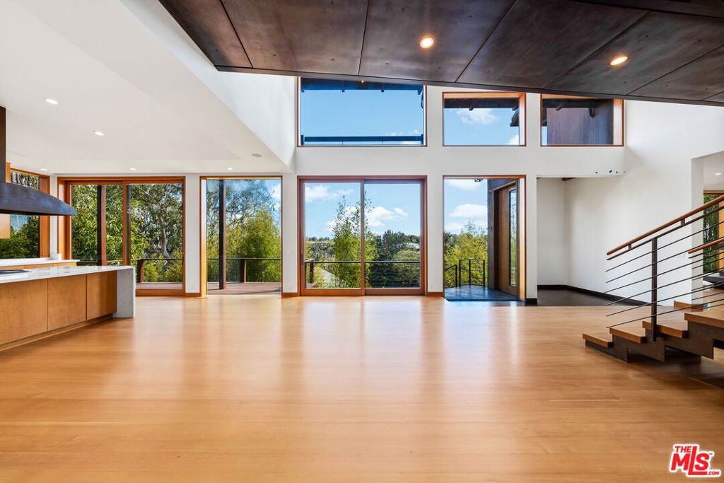 785 Napoli Drive