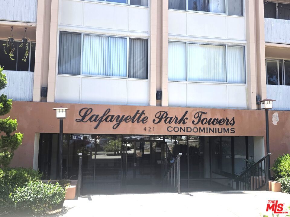 421 S La Fayette Park Place 712