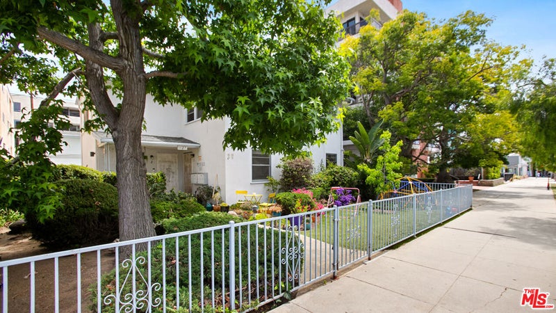 1127 5th Street