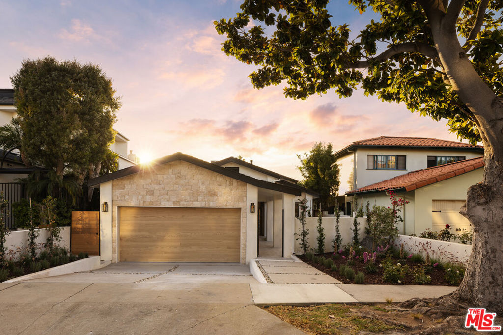 7907 W 80th Street
