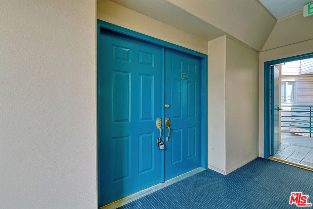 3460 S Centinela Avenue 403