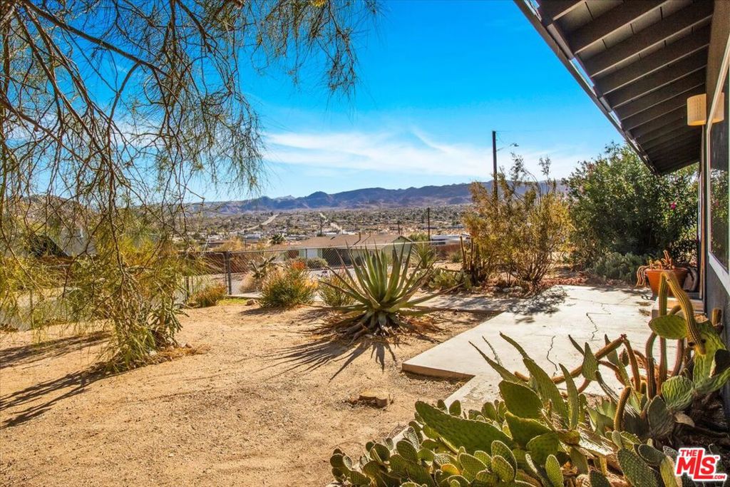 6144 Panorama Street