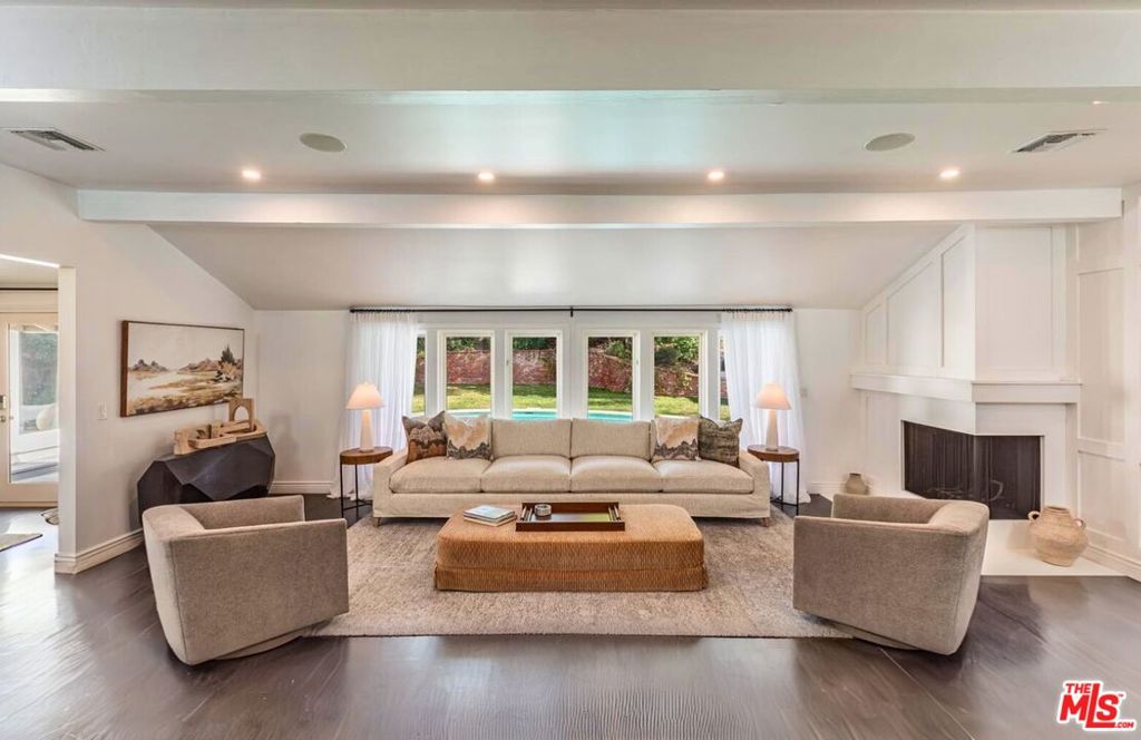 5840 Round Meadow Road