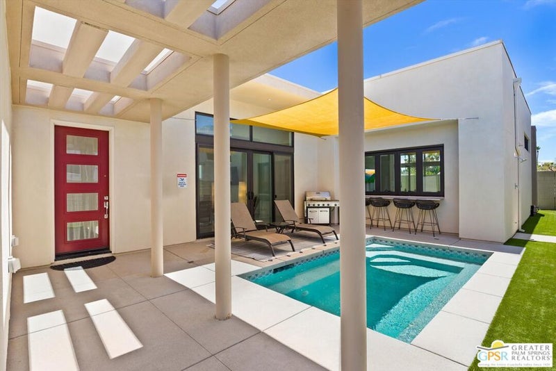 825 Fountain Drive