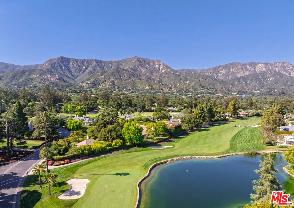 Montecito, California 93108, United States, 2 Bedrooms Bedrooms, ,4 BathroomsBathrooms,Residential,Active,186398