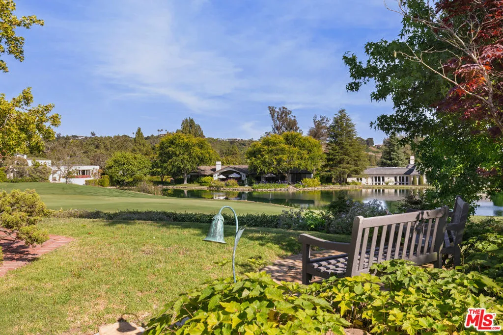 Montecito, California 93108, United States, 2 Bedrooms Bedrooms, ,4 BathroomsBathrooms,Residential,Active,186398