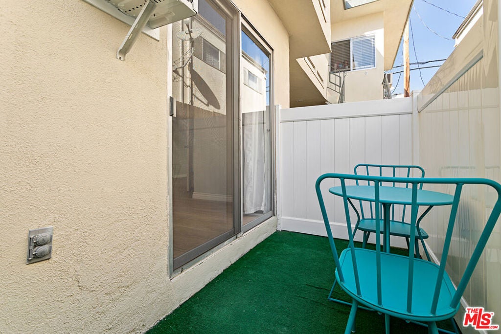 11743 Mayfield 3