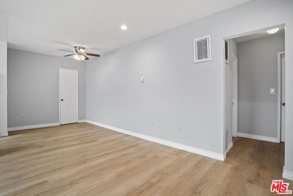 11743 Mayfield 3