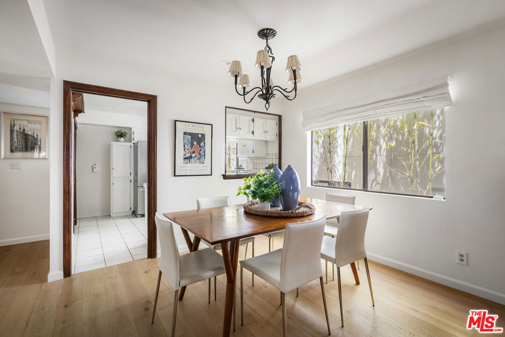 1916 Overland Avenue 2