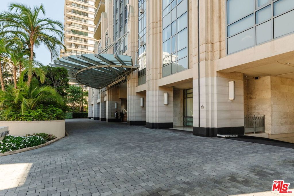 10800 Wilshire Boulevard 502