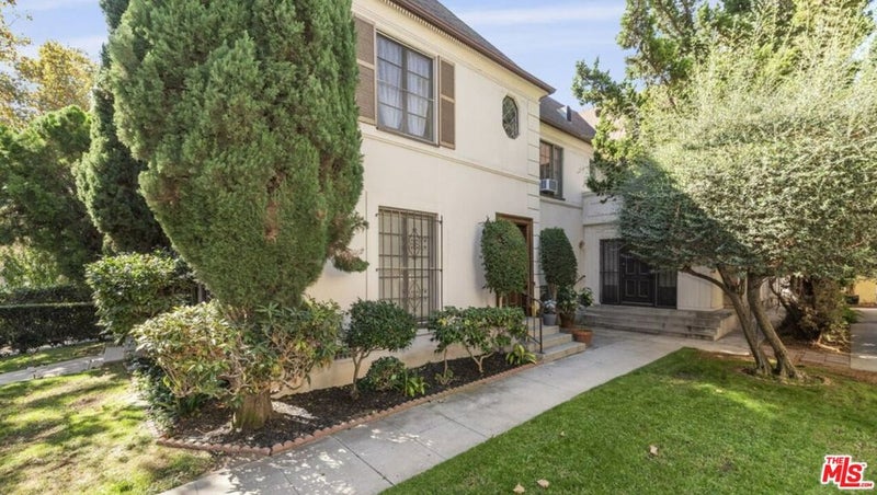207 N Swall Drive