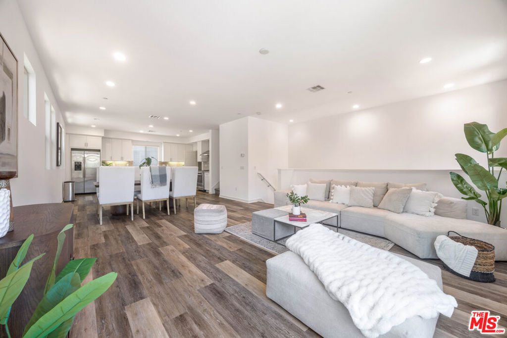19508 Empire Lane