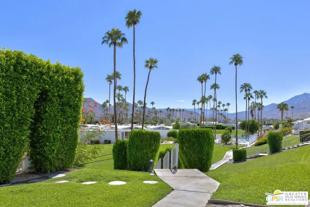 Palm Springs, California 92264, United States, 2 Bedrooms Bedrooms, ,2 BathroomsBathrooms,Residential,Pending,218338