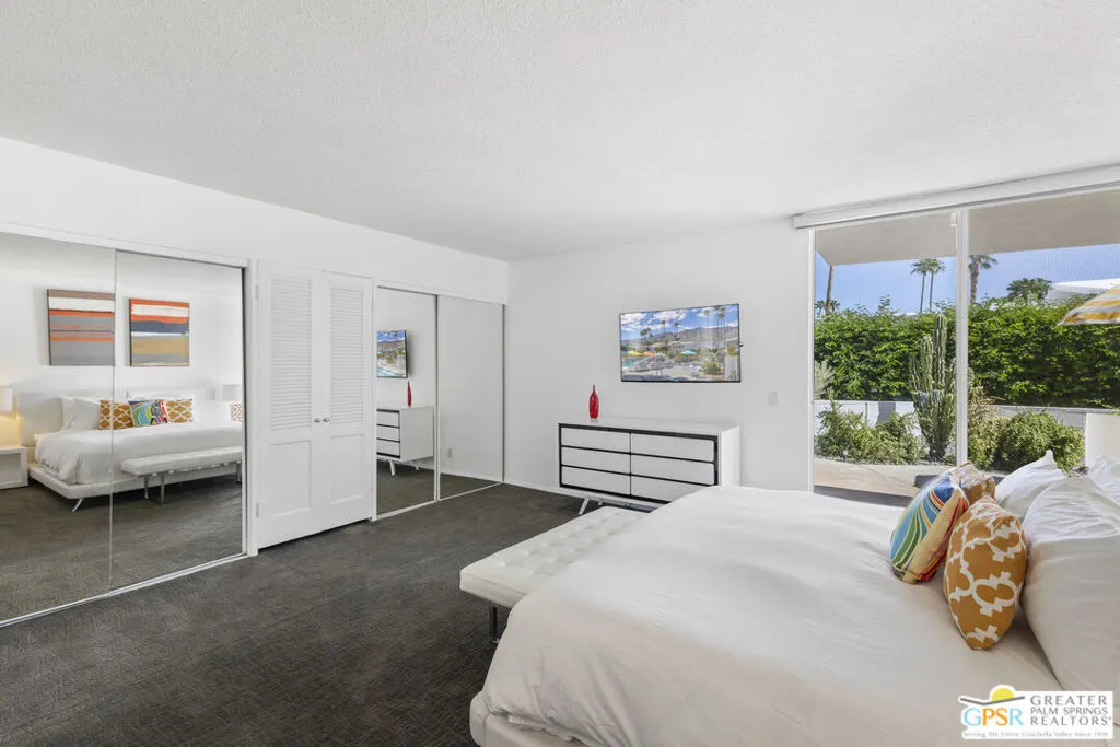 Palm Springs, California 92264, United States, 2 Bedrooms Bedrooms, ,2 BathroomsBathrooms,Residential,Pending,218338