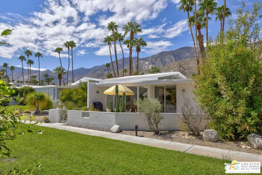 Palm Springs, California 92264, United States, 2 Bedrooms Bedrooms, ,2 BathroomsBathrooms,Residential,Pending,218338