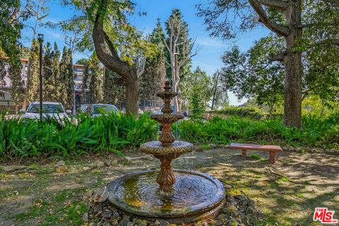 2700 Cahuenga Boulevard E. 4220 Los Angeles CA 90068