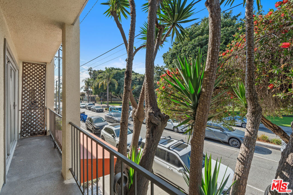 2311 4th Street 205