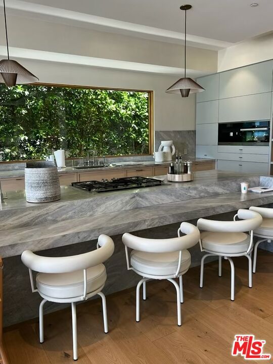 333 N Mount Holyoke Avenue