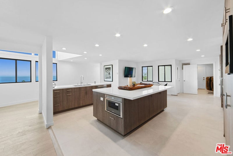 2688 Rambla Pacifico Street