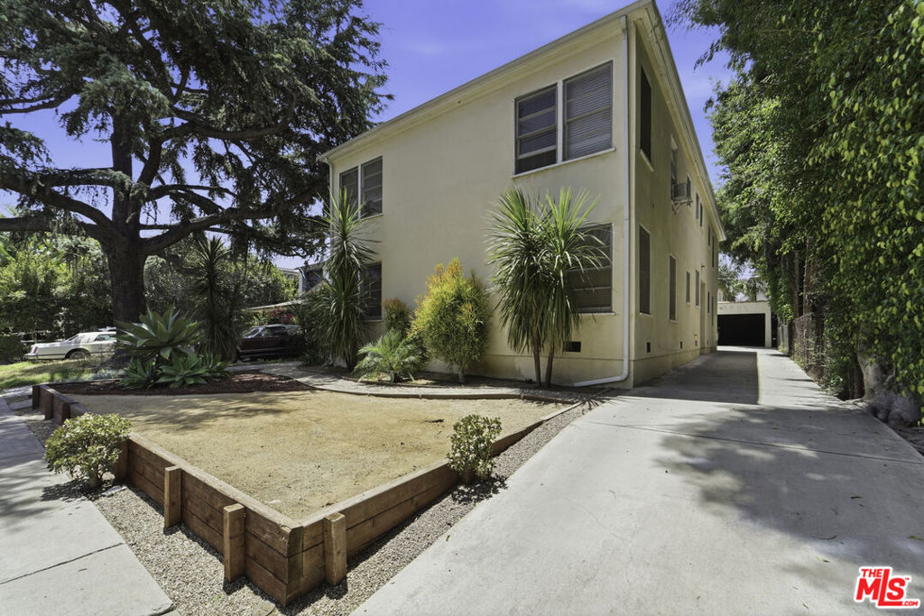 1135 S Corning Street
