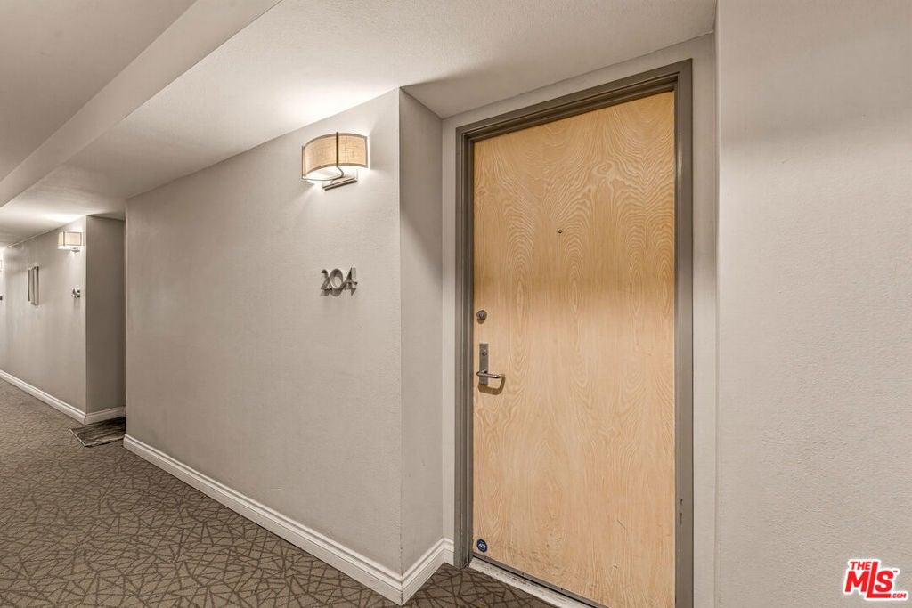 1617 S Beverly Glen Boulevard 204