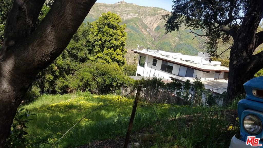 26247 Fairside Road